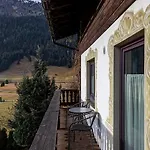 Haus Rosemarie Lägenhet Nesselwängle